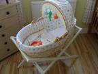 Moses Basket & Stand I am selling an absolute immaculate....